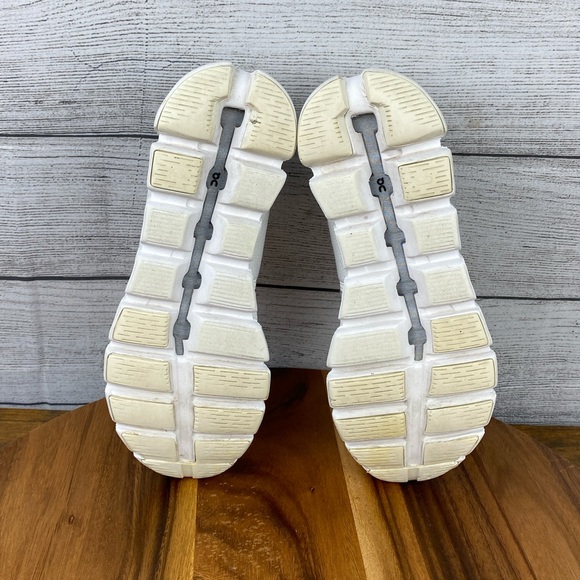 ON Running Cloud 5 White Slip On Lifestyle Shoes Women’s Sneaker Size 7.5 - Picture 11 of 12